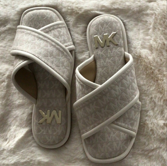 MICHAEL KORS NEW (Gideon) SLIDE SANDAL - Picture 2 of 4
